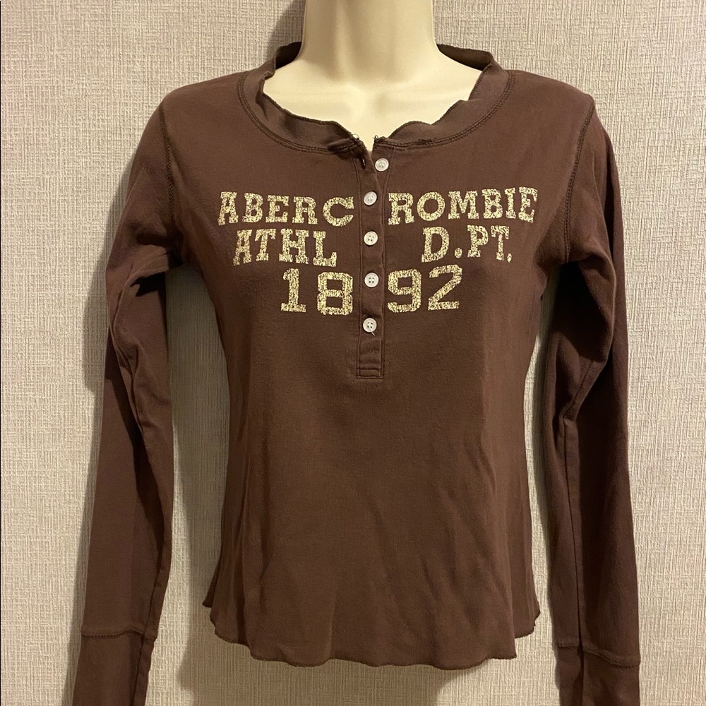 Abercrombie long sleeve Brown t shirt XS